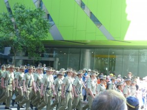 ANZAC百週年巡遊
