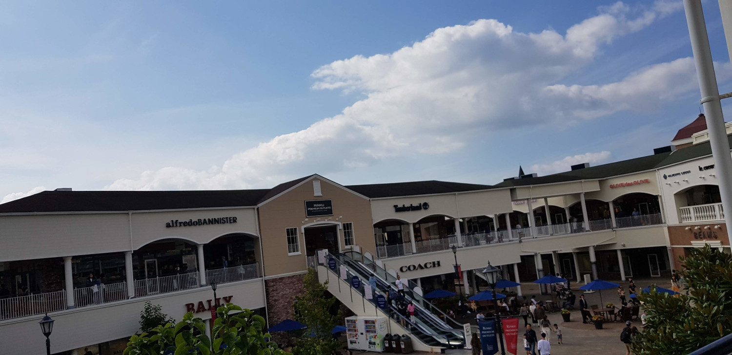 大阪名牌特賣場-Rinku premium outlet